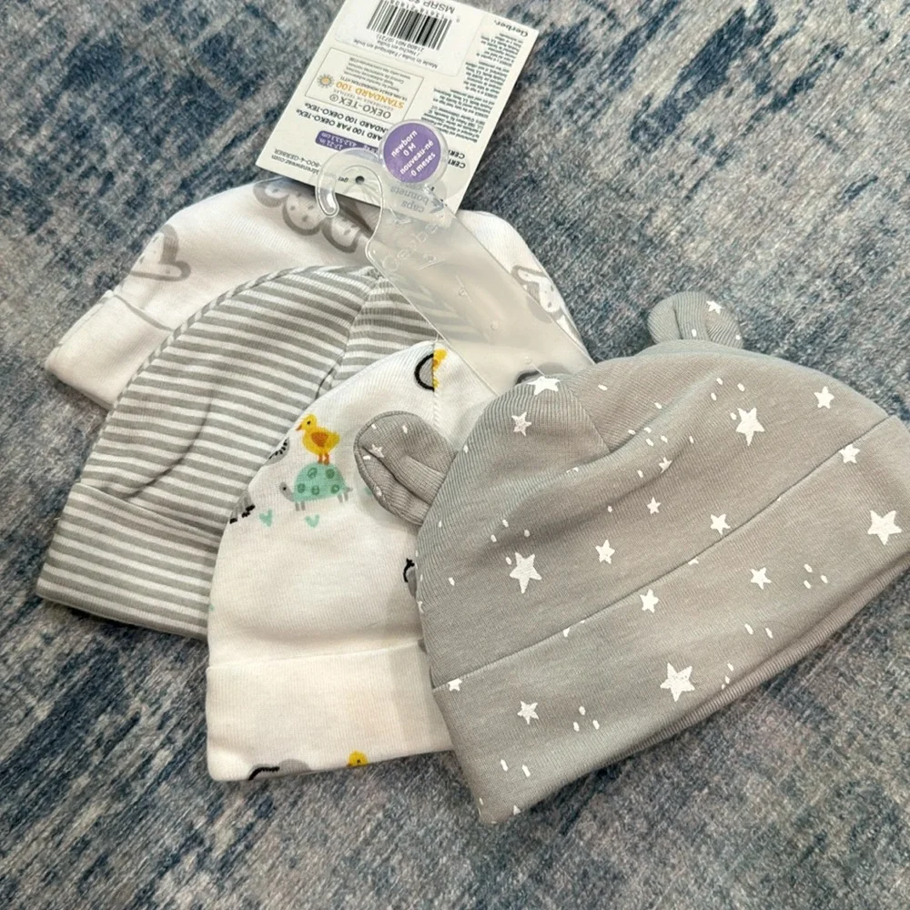Gerber Set of 4 baby infant caps/ hats size 0-6 months